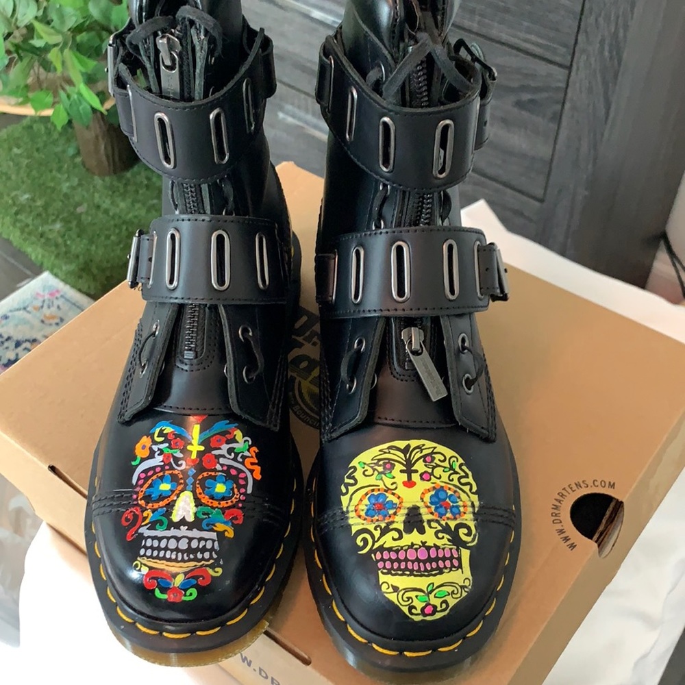 Dr. Martens QUYNN hand painted Sugar Skull Boots